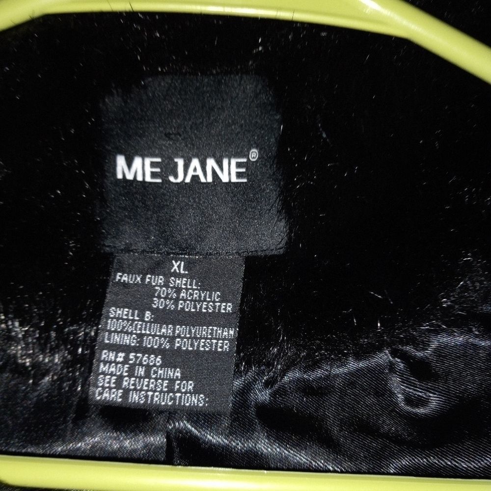 ME JANE FAUX FUR YOUTH VEST - Picture 4 of 4